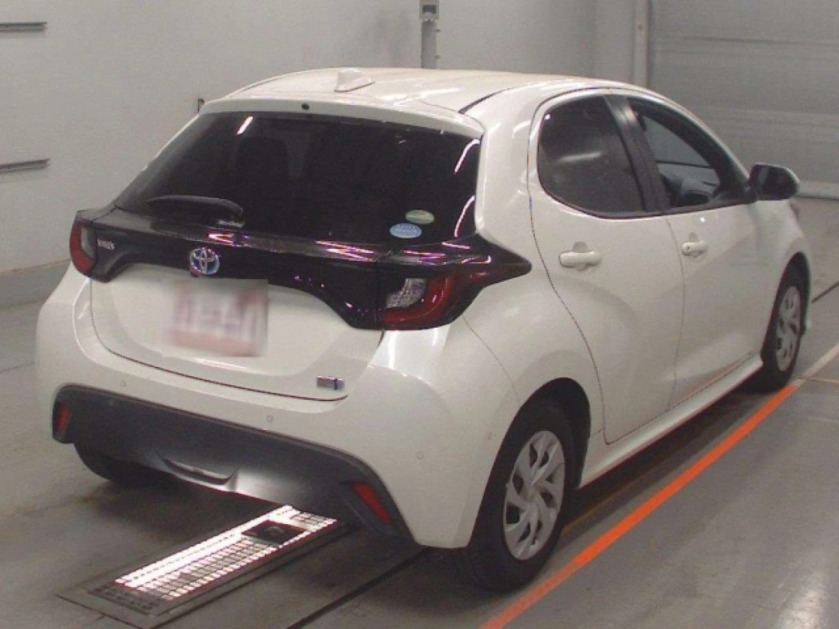 TOYOTA YARIS