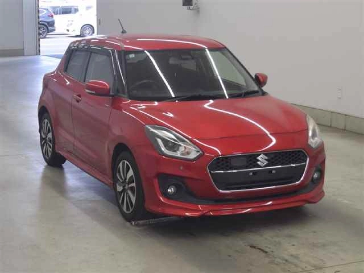 SUZUKI SWIFT ZC83S 2019