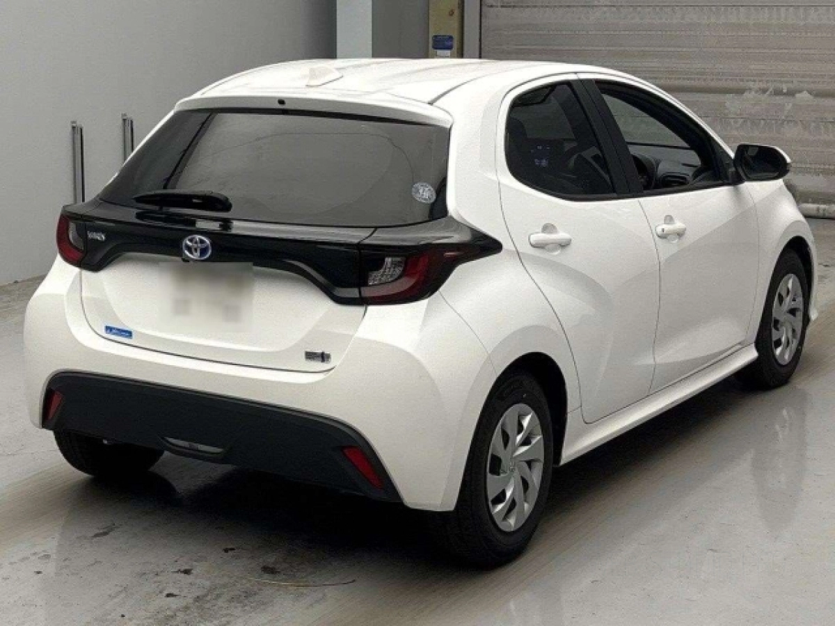 TOYOTA YARIS