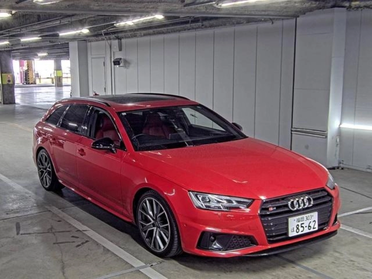 AUDI S4 8WCWGF 2019