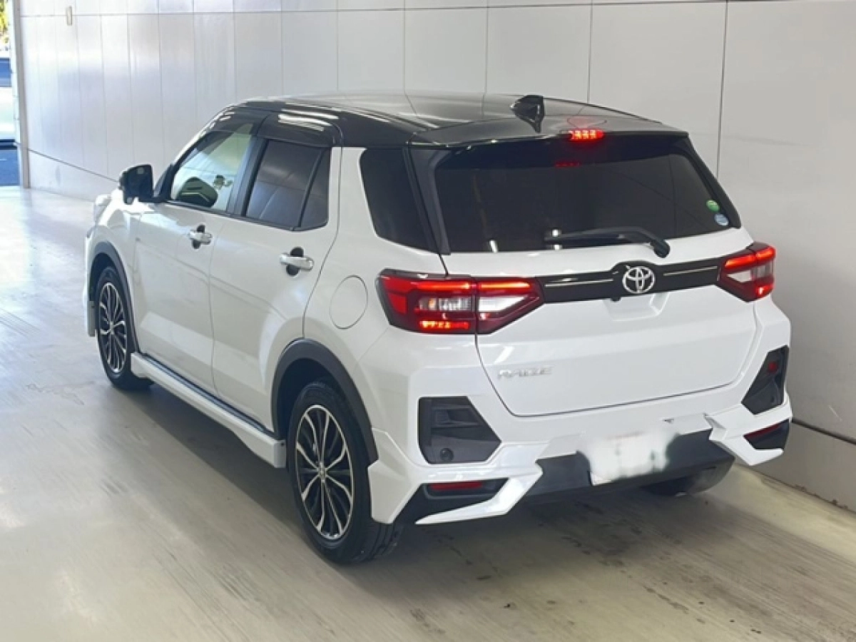 TOYOTA RAIZE