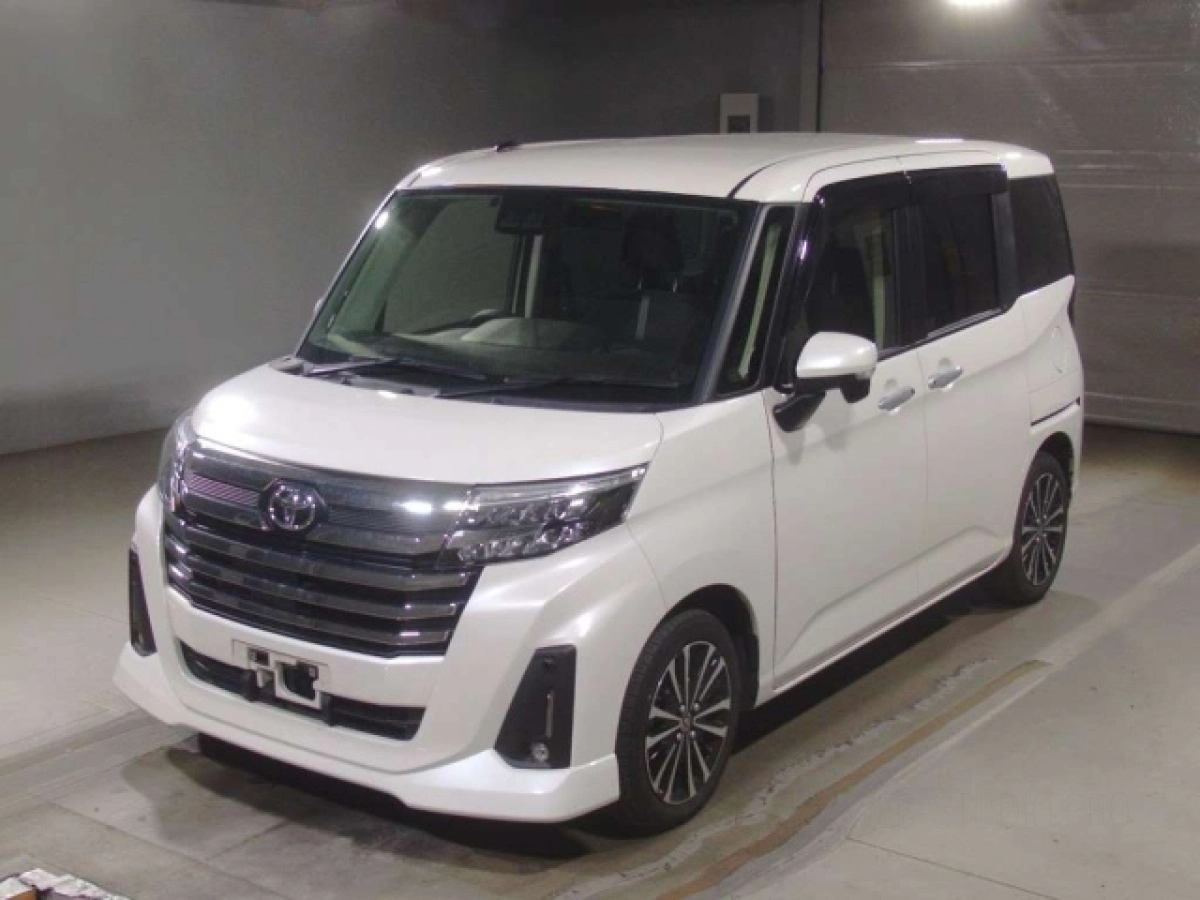 TOYOTA ROOMY M900A 2023