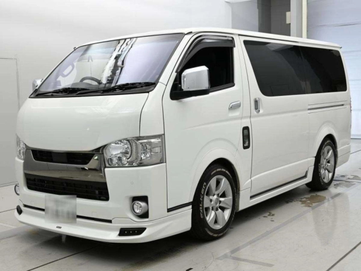 TOYOTA HIACE VAN GDH206V 2021