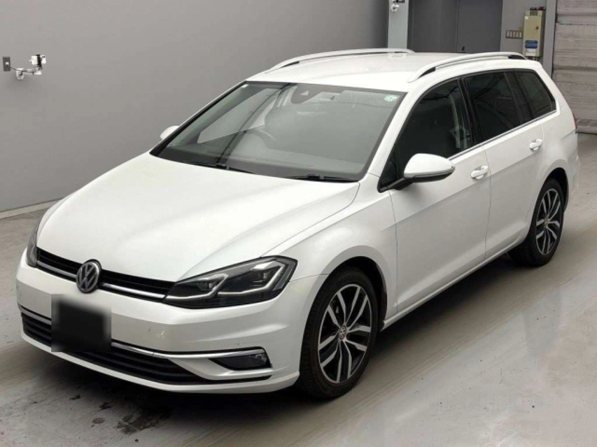 VOLKSWAGEN GOLF VARIANT AUCHP 2019