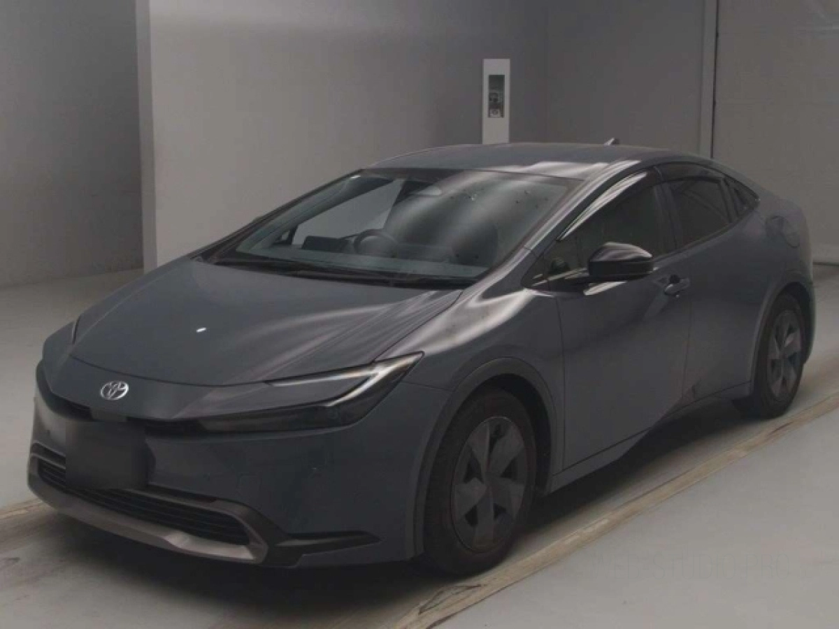 TOYOTA PRIUS ZVW60 2024