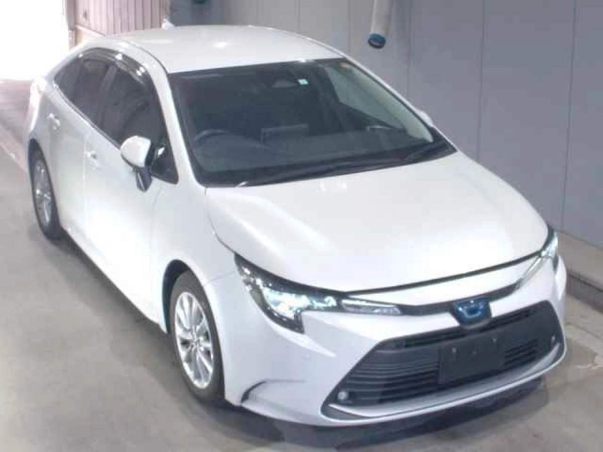 TOYOTA COROLLA ZWE219 2023