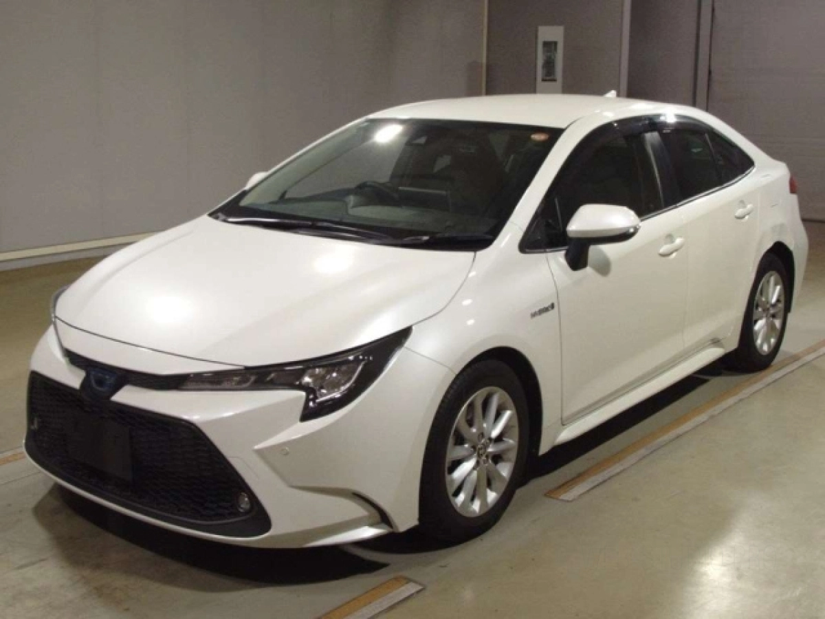 TOYOTA COROLLA ZWE211 2019