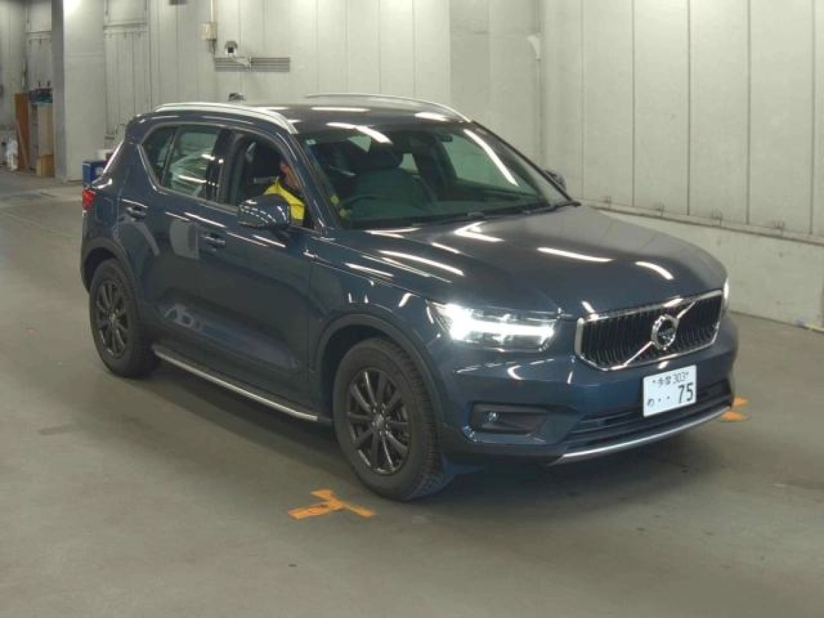 VOLVO XC40 XB420TXCM 2022