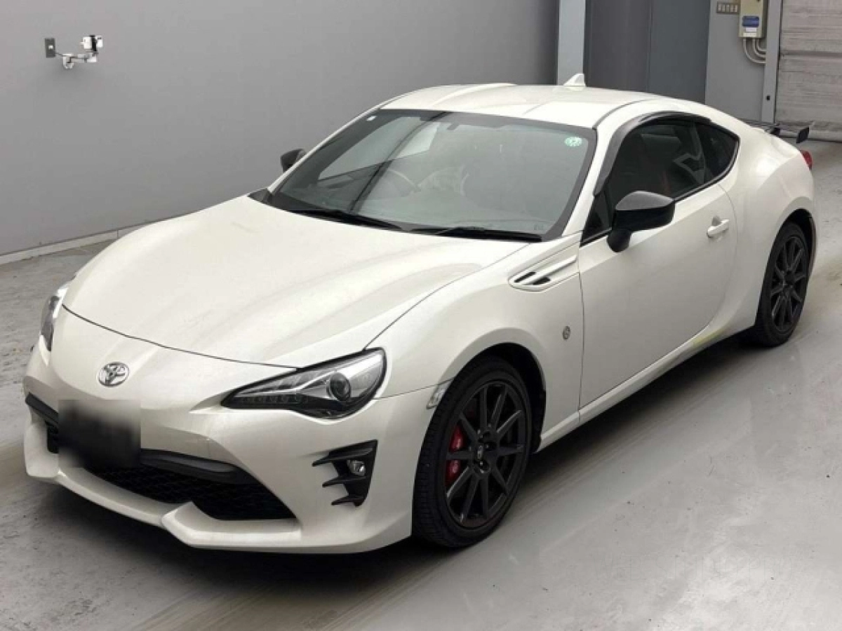TOYOTA 86 ZN6 2019