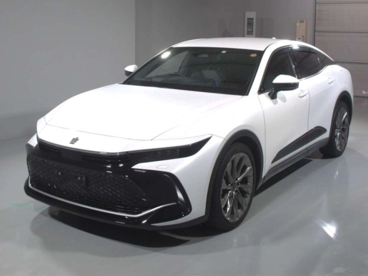 TOYOTA CROWN CROSSOVER AZSH35 2023