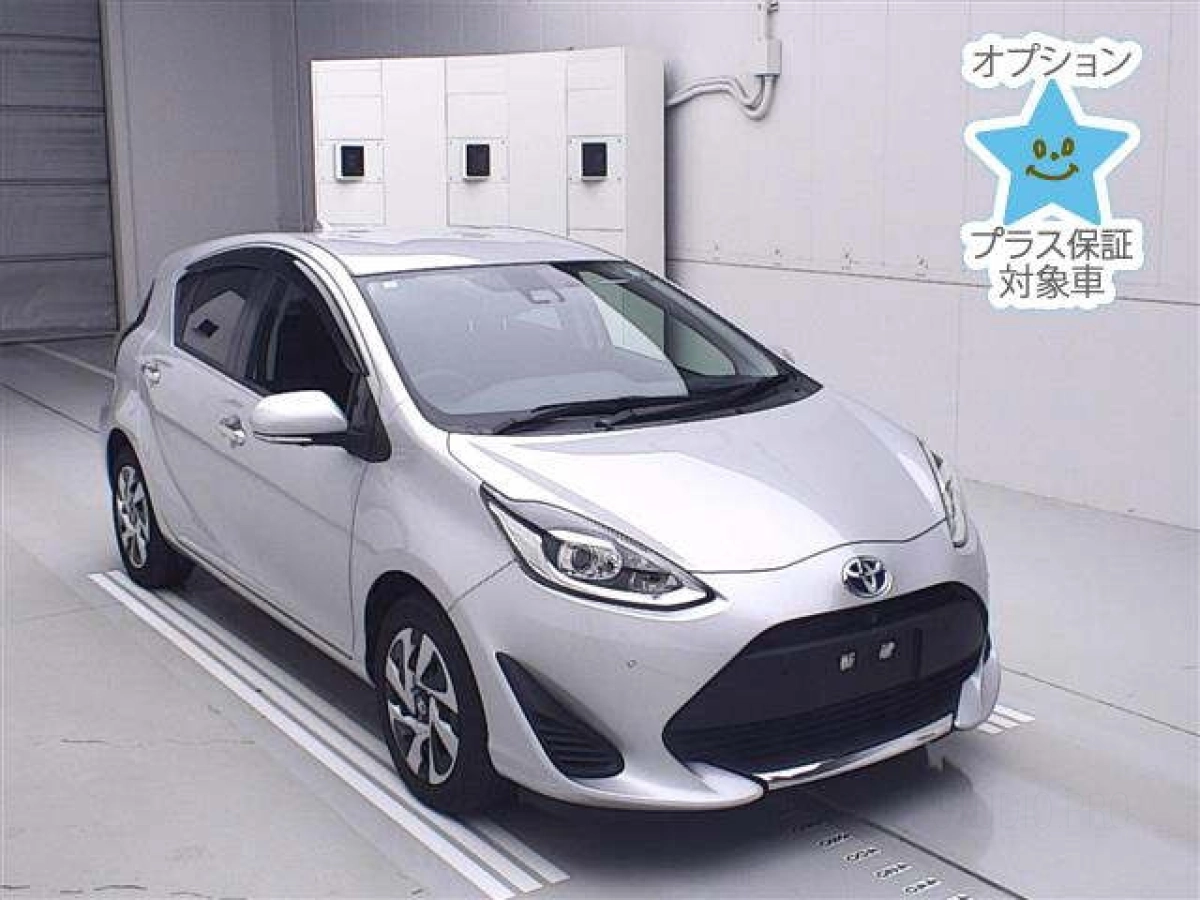 TOYOTA AQUA NHP10 2020