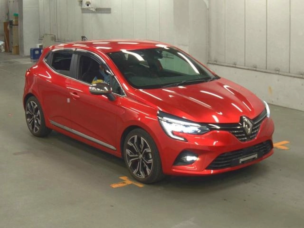 RENAULT LUTECIA BJAH4MH 2023