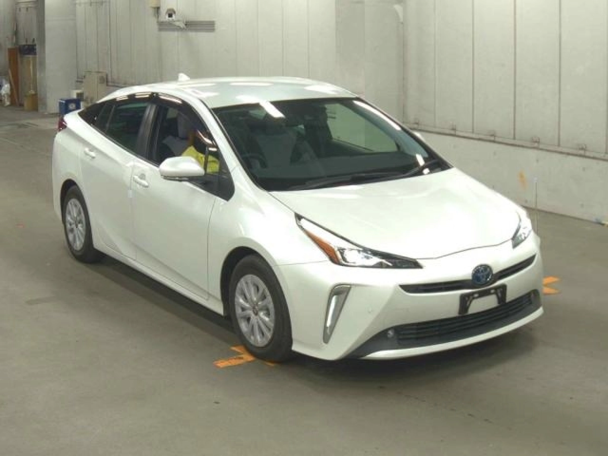 TOYOTA PRIUS ZVW51 2020