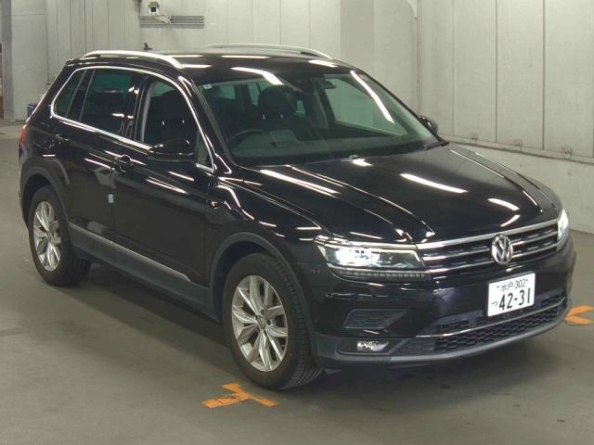 VOLKSWAGEN TIGUAN 5NDFGF 2020