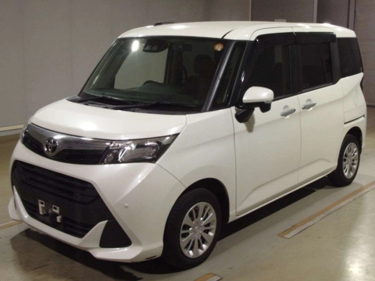 TOYOTA TANK M900A 2019