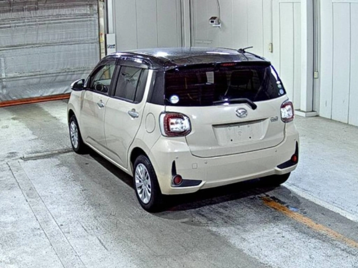 DAIHATSU BOON