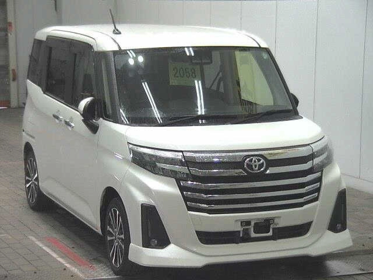 TOYOTA ROOMY M900A 2021