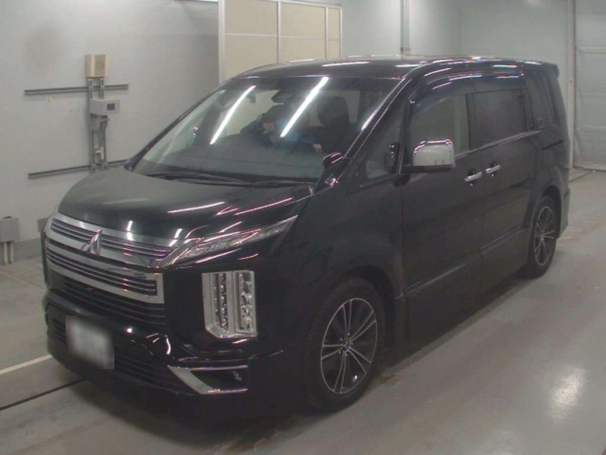 MITSUBISHI DELICA D5 CV1W 2019