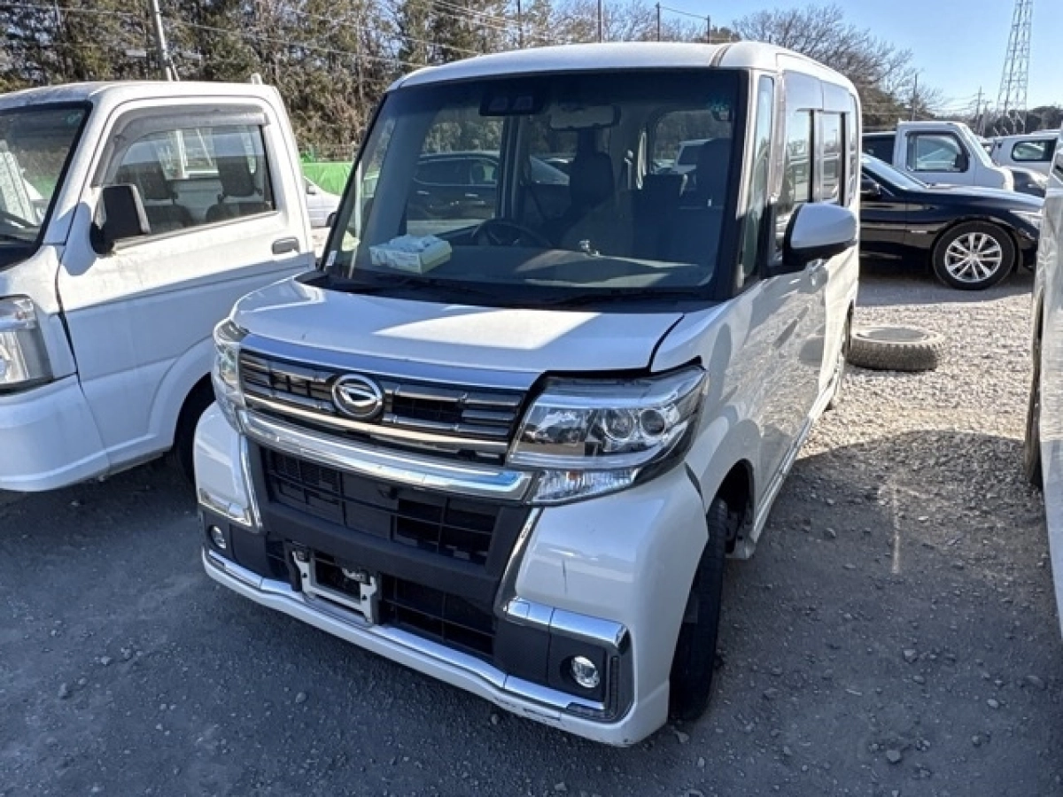 DAIHATSU TANTO LA600S 2019