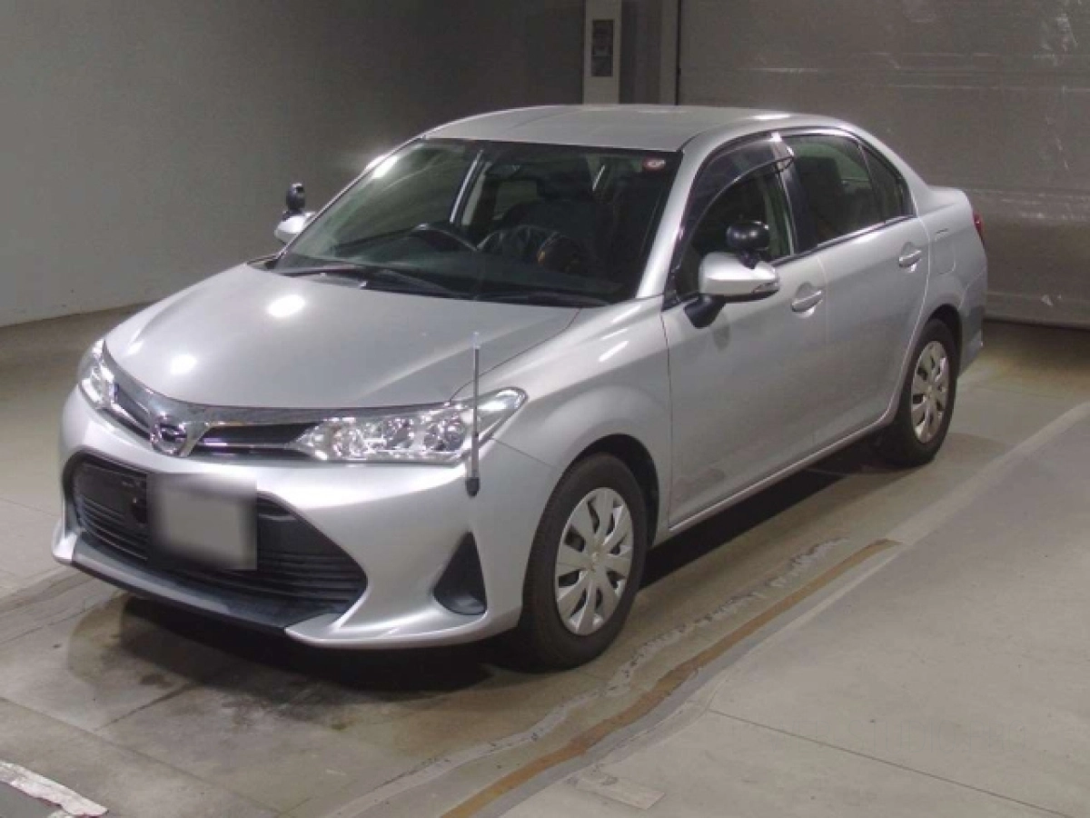 TOYOTA COROLLA AXIO