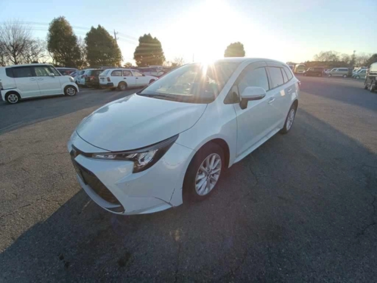 TOYOTA COROLLA TOURING ZWE219W 2024