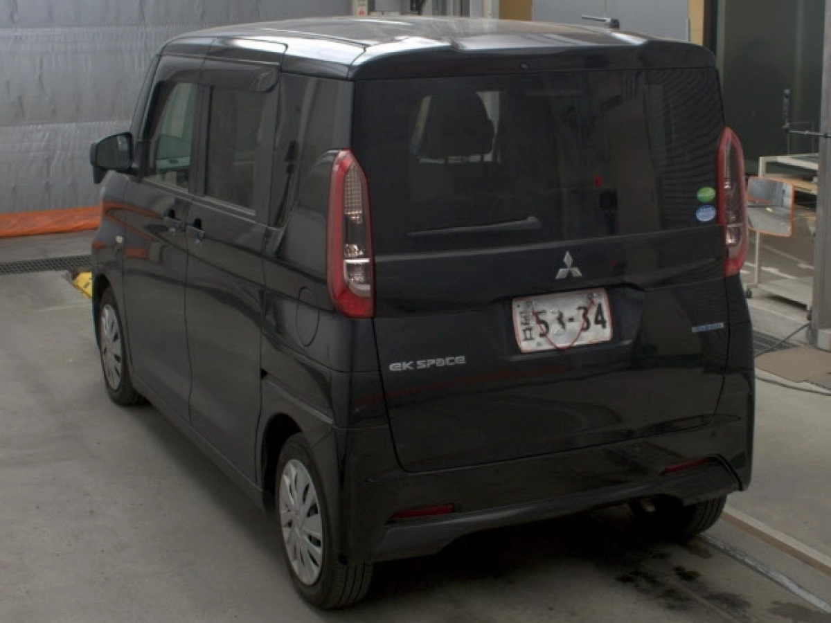 MITSUBISHI EK SPACE