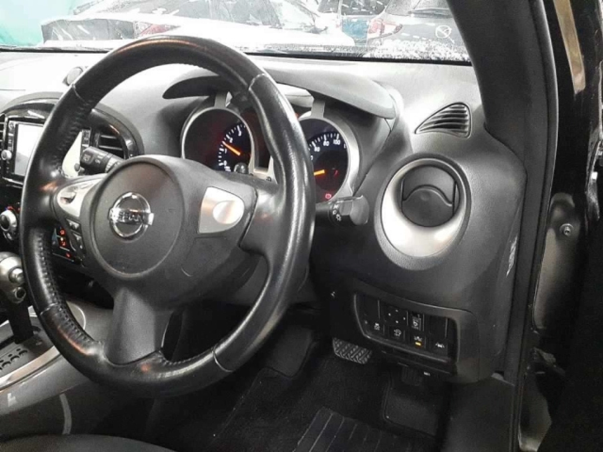 NISSAN JUKE