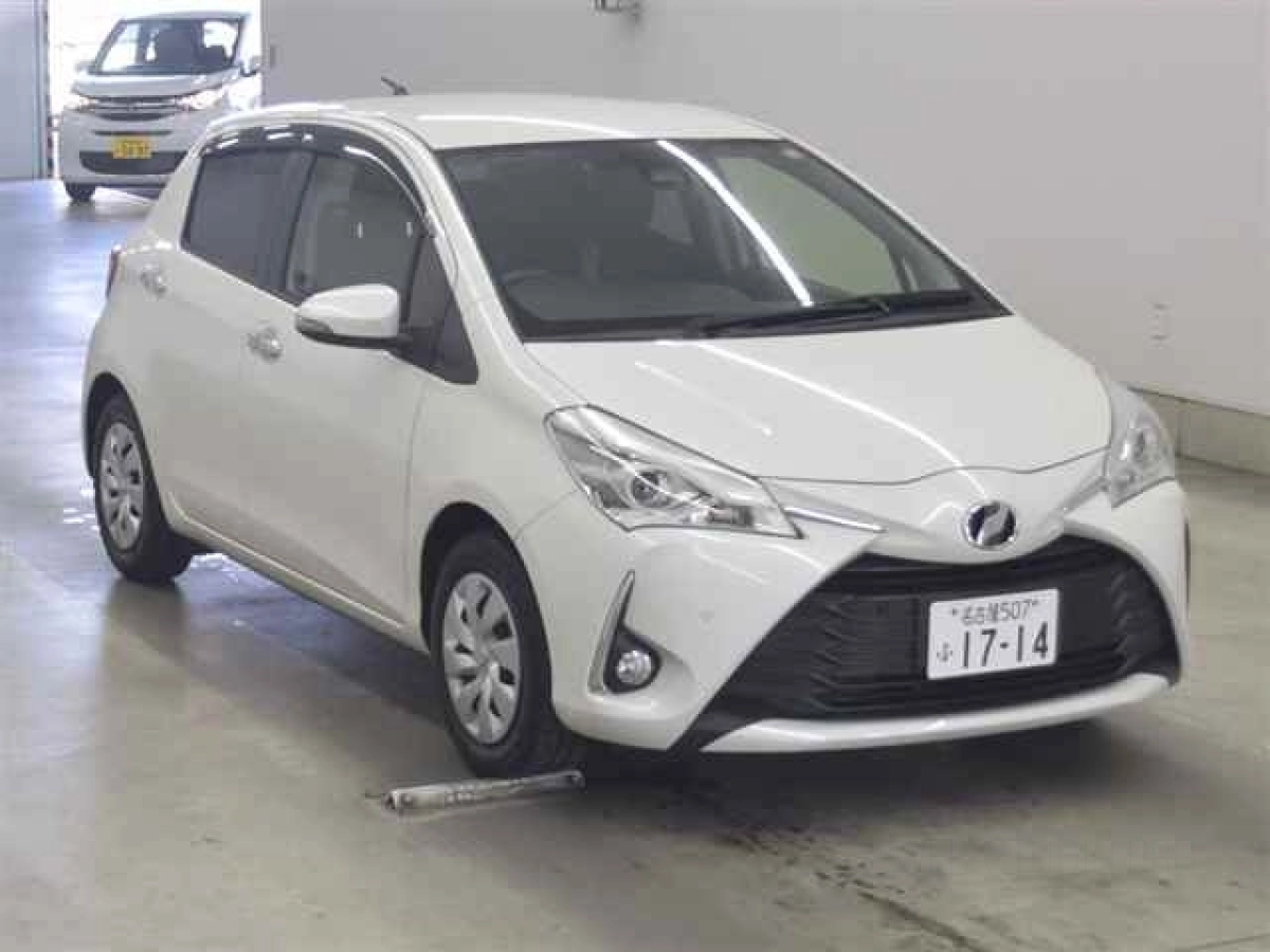 TOYOTA VITZ NSP130 2020