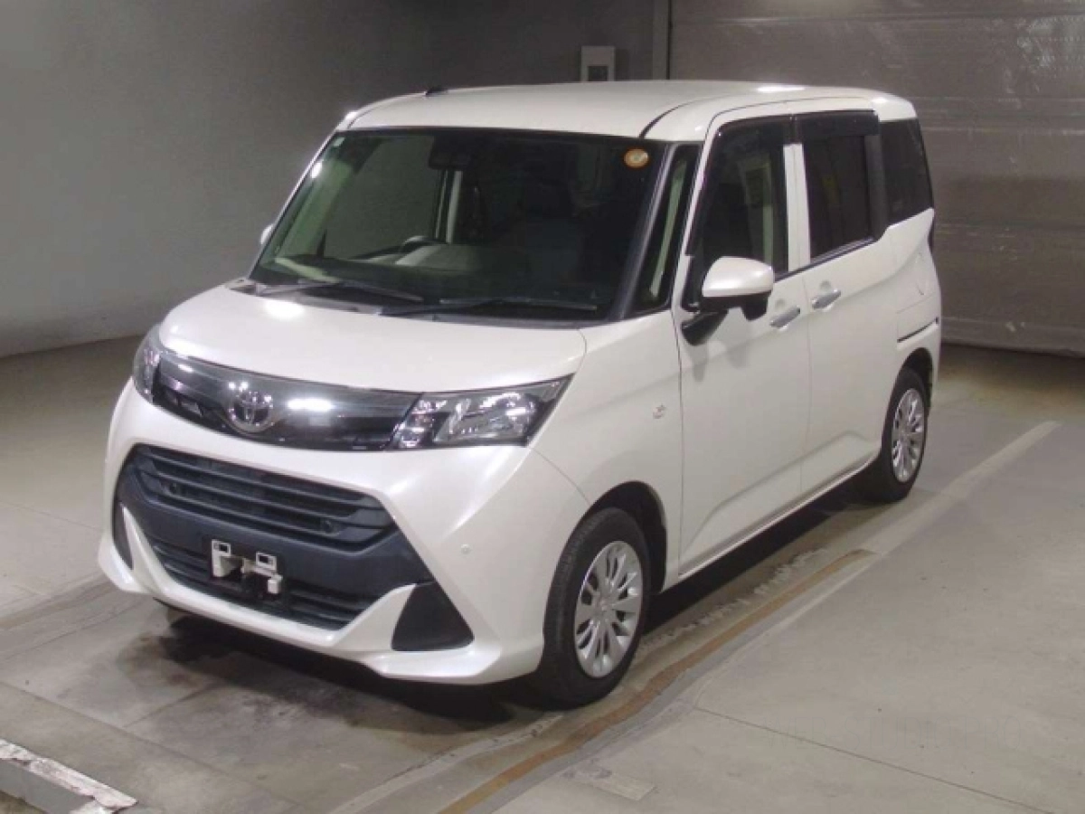 TOYOTA TANK M900A 2020