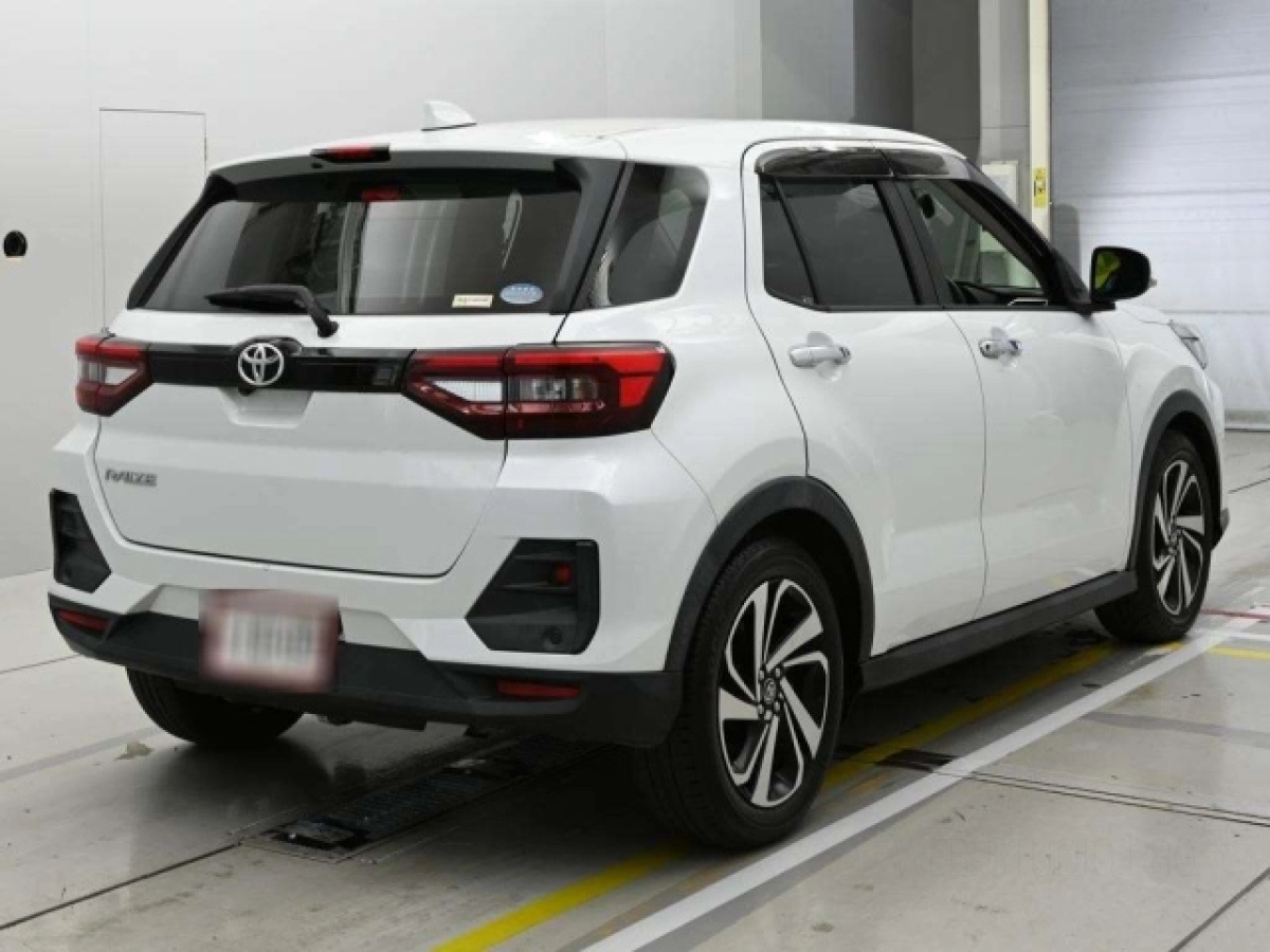 TOYOTA RAIZE