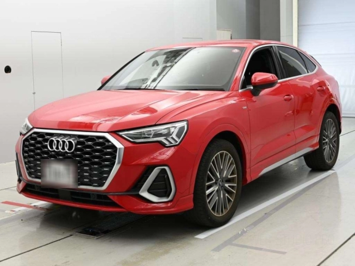 AUDI Q3 F3DPC 2020
