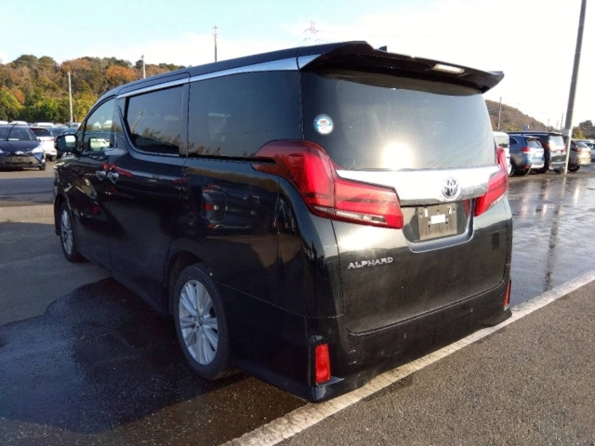 TOYOTA ALPHARD