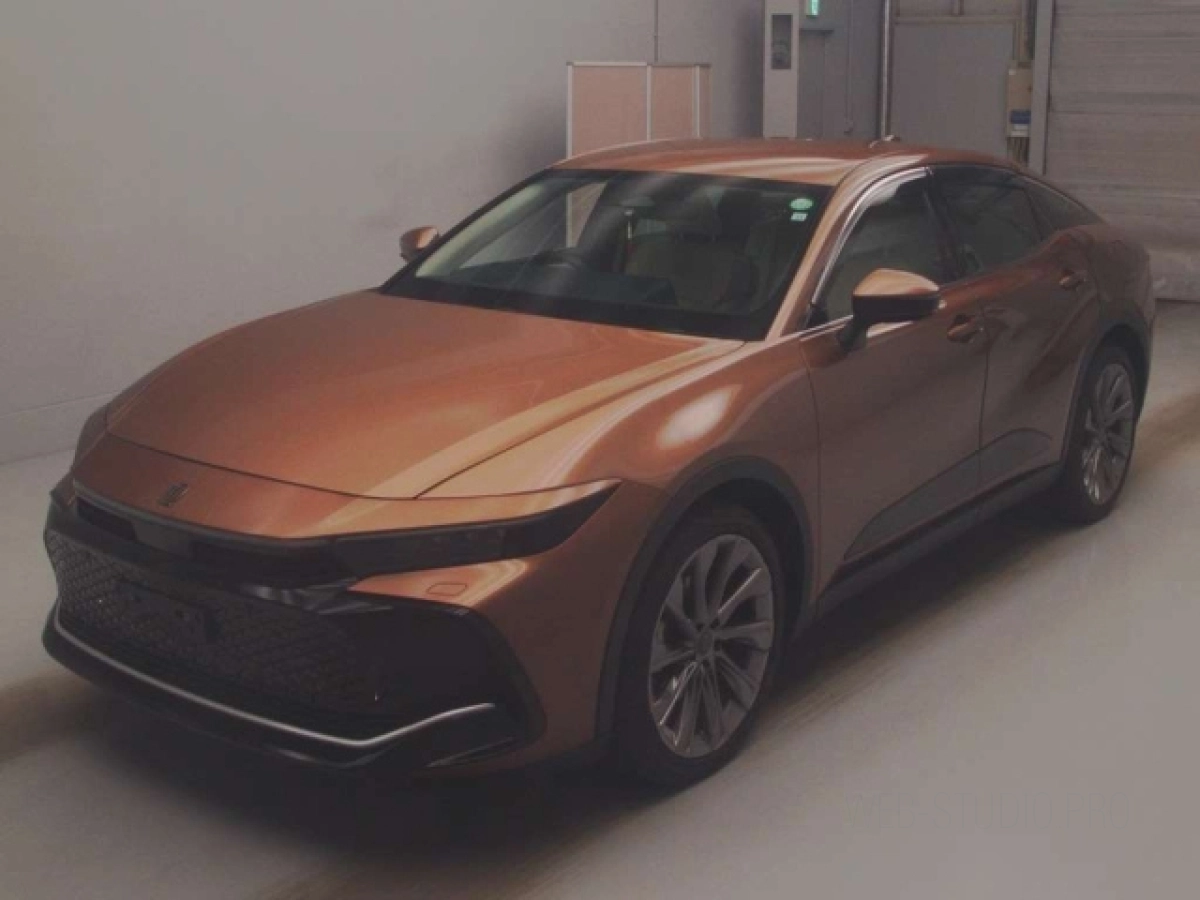 TOYOTA CROWN CROSSOVER AZSH35 2022