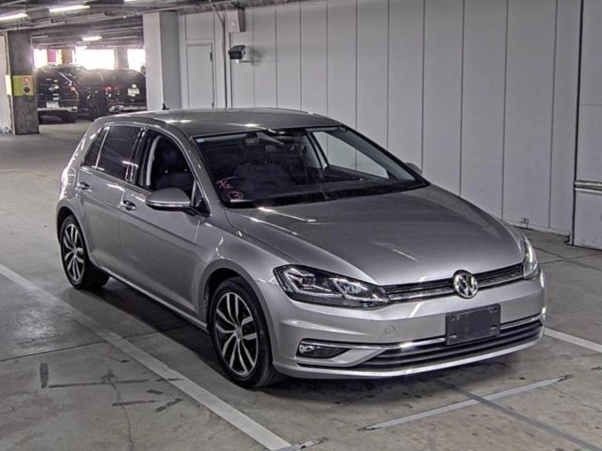 VOLKSWAGEN GOLF AUCPT 2019