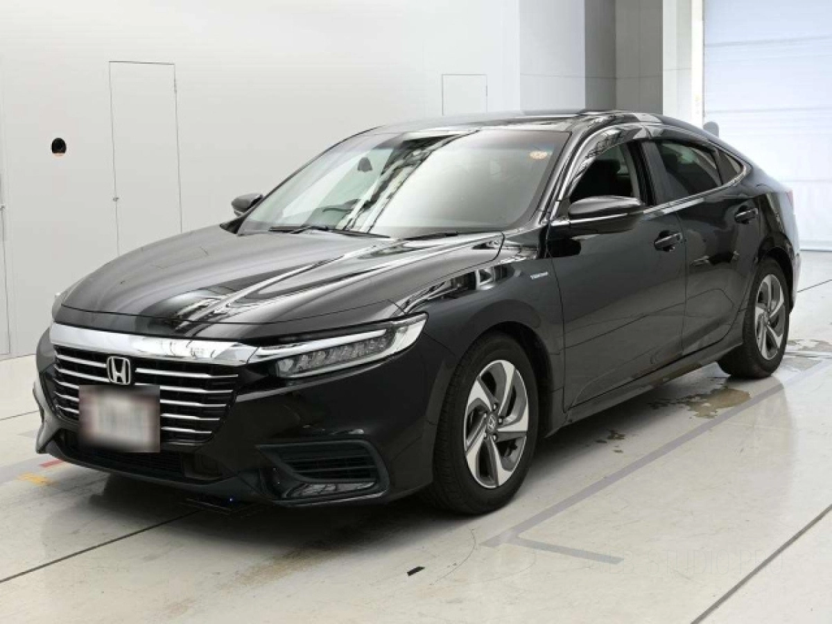 HONDA INSIGHT ZE4 2019