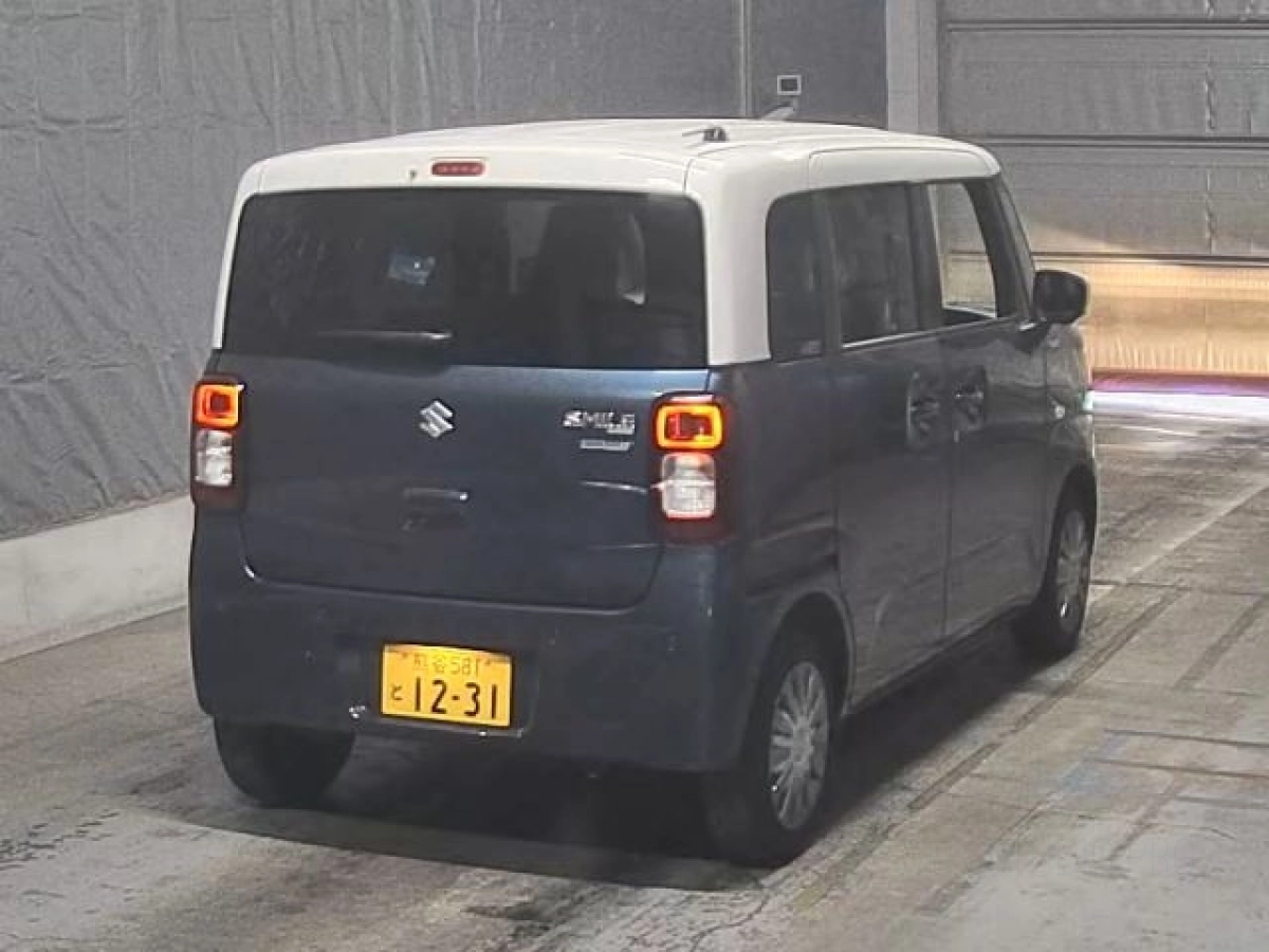 SUZUKI WAGON R SMILE