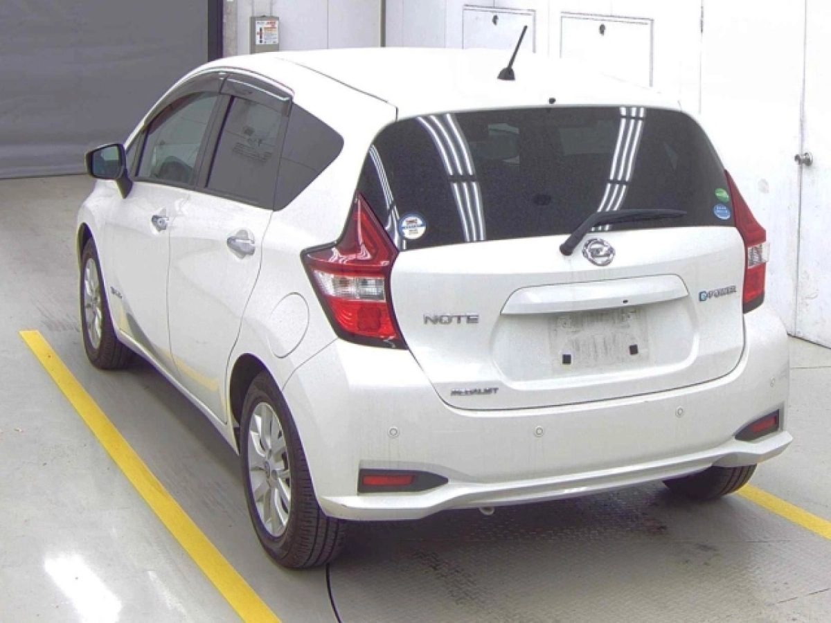 NISSAN NOTE