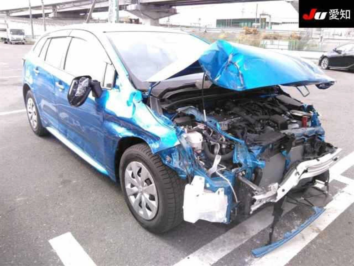 TOYOTA COROLLA TOURING ZWE219W 2024