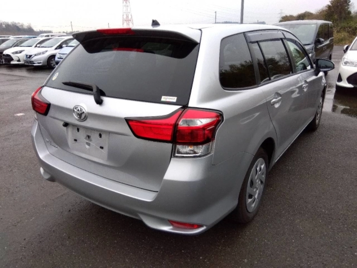 TOYOTA COROLLA FIELDER