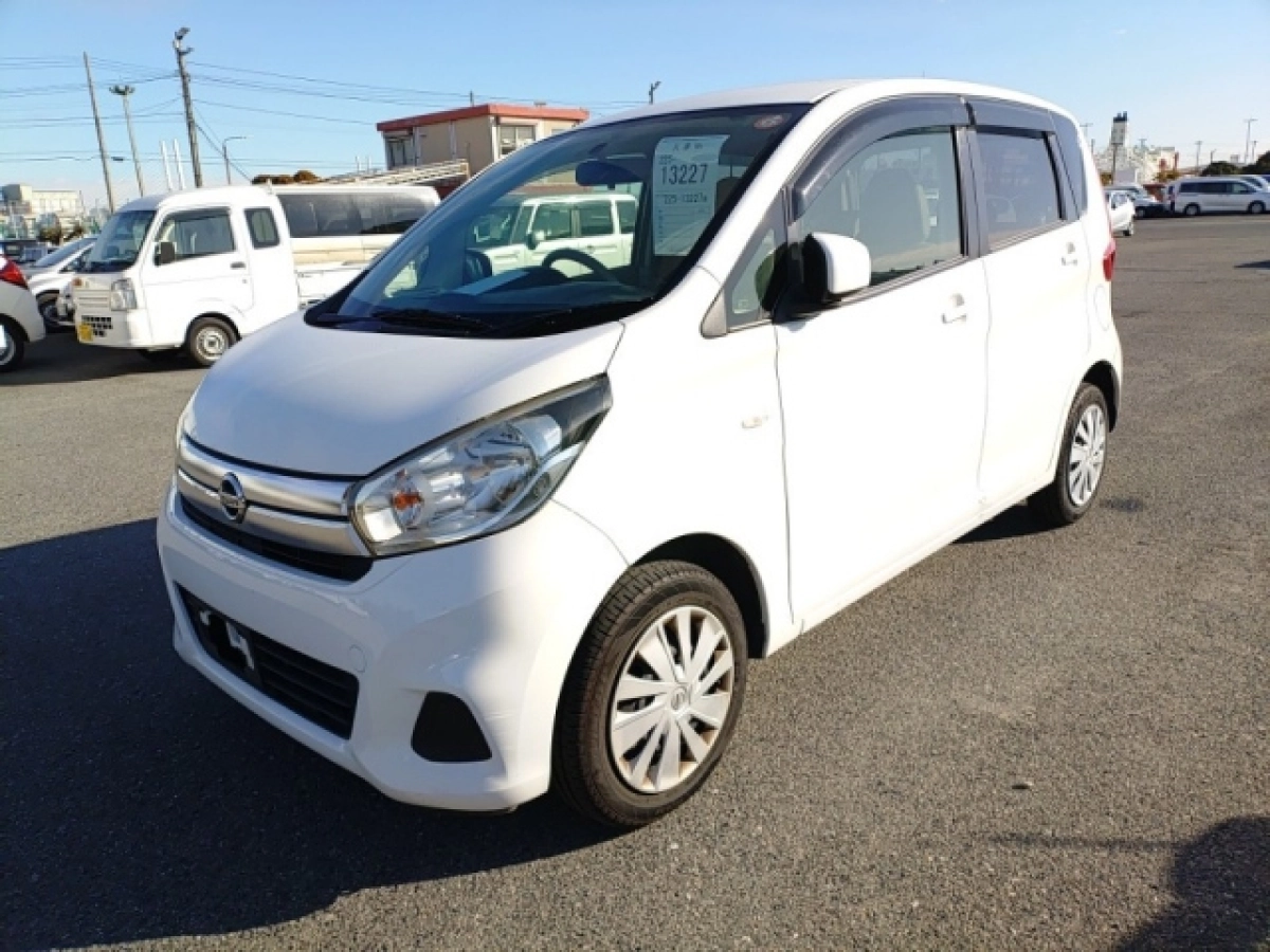 NISSAN DAYZ B21W 2019