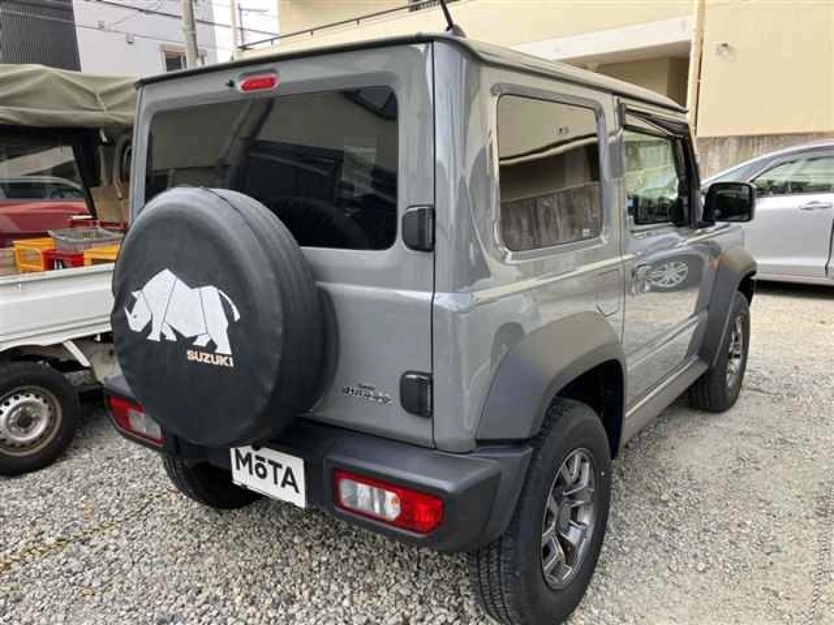SUZUKI JIMNY SIERRA