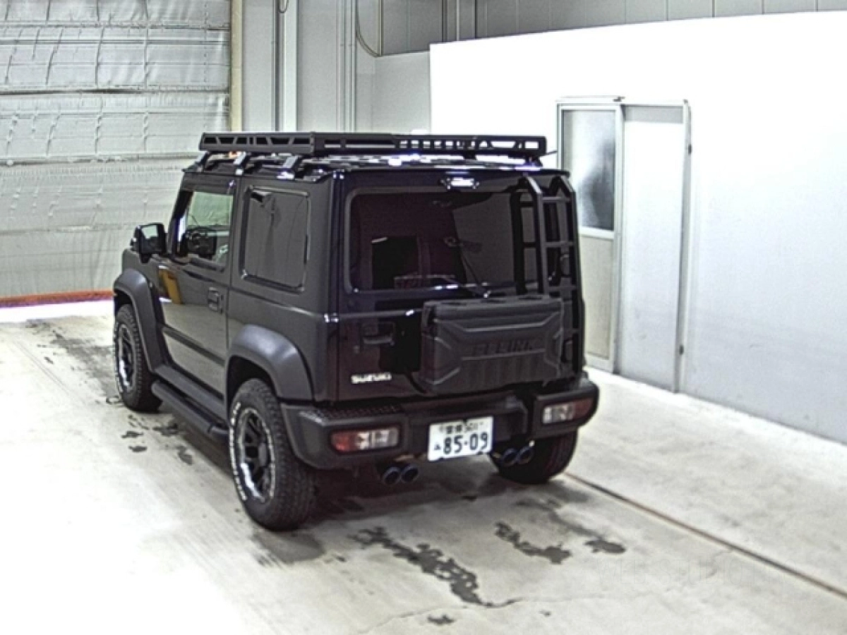 SUZUKI JIMNY SIERRA