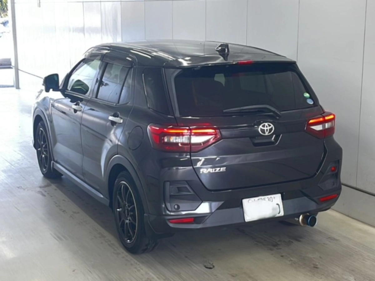TOYOTA RAIZE