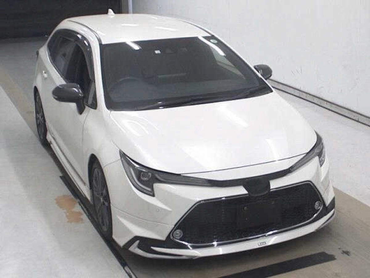 TOYOTA COROLLA TOURING ZWE211W 2020