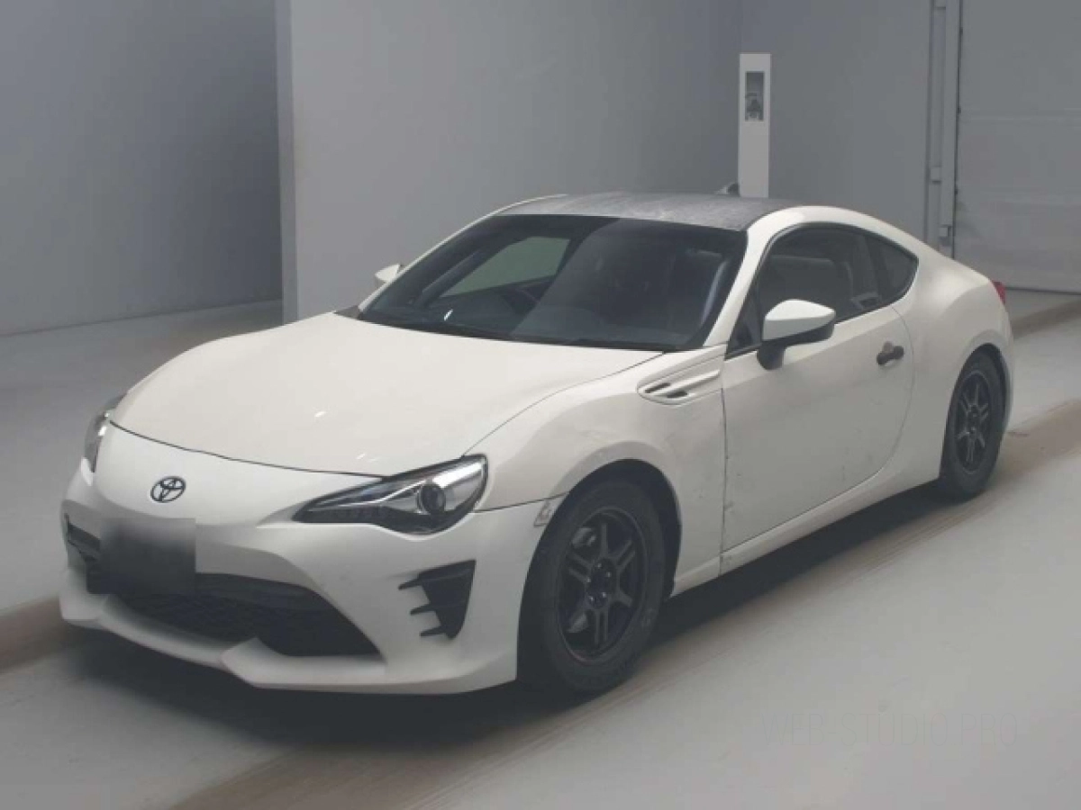 TOYOTA 86 ZN6 2020