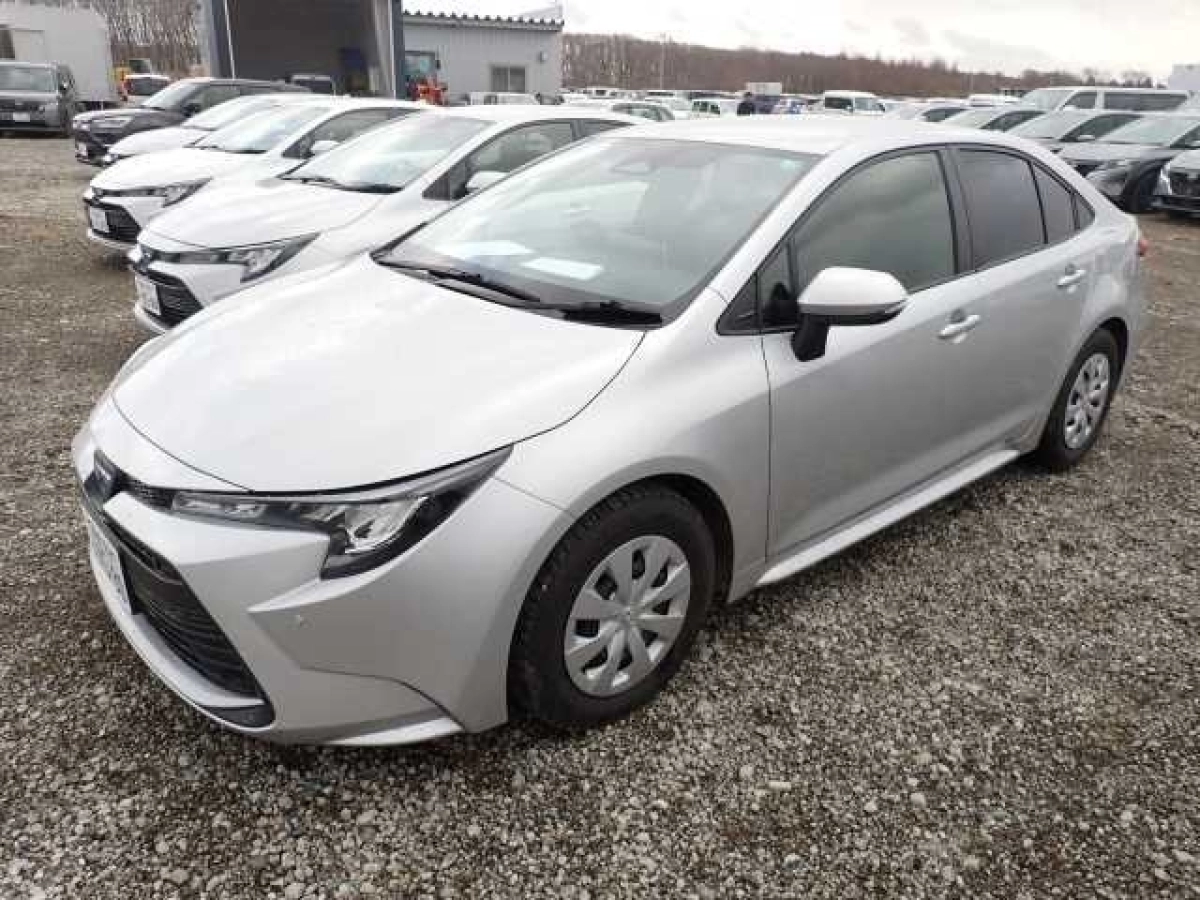 TOYOTA COROLLA ZWE215 2023