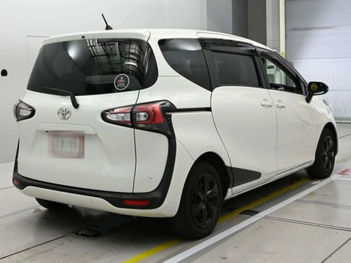 TOYOTA SIENTA