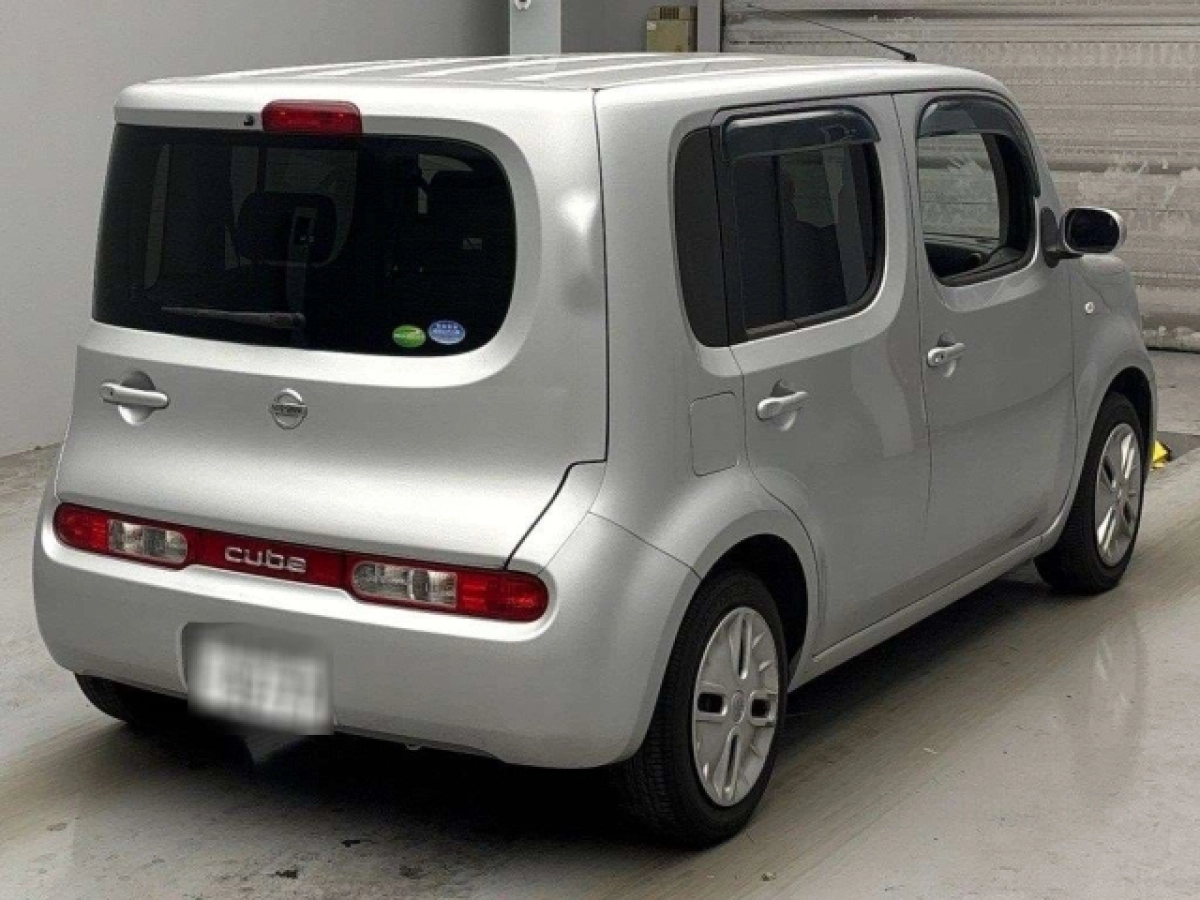 NISSAN CUBE