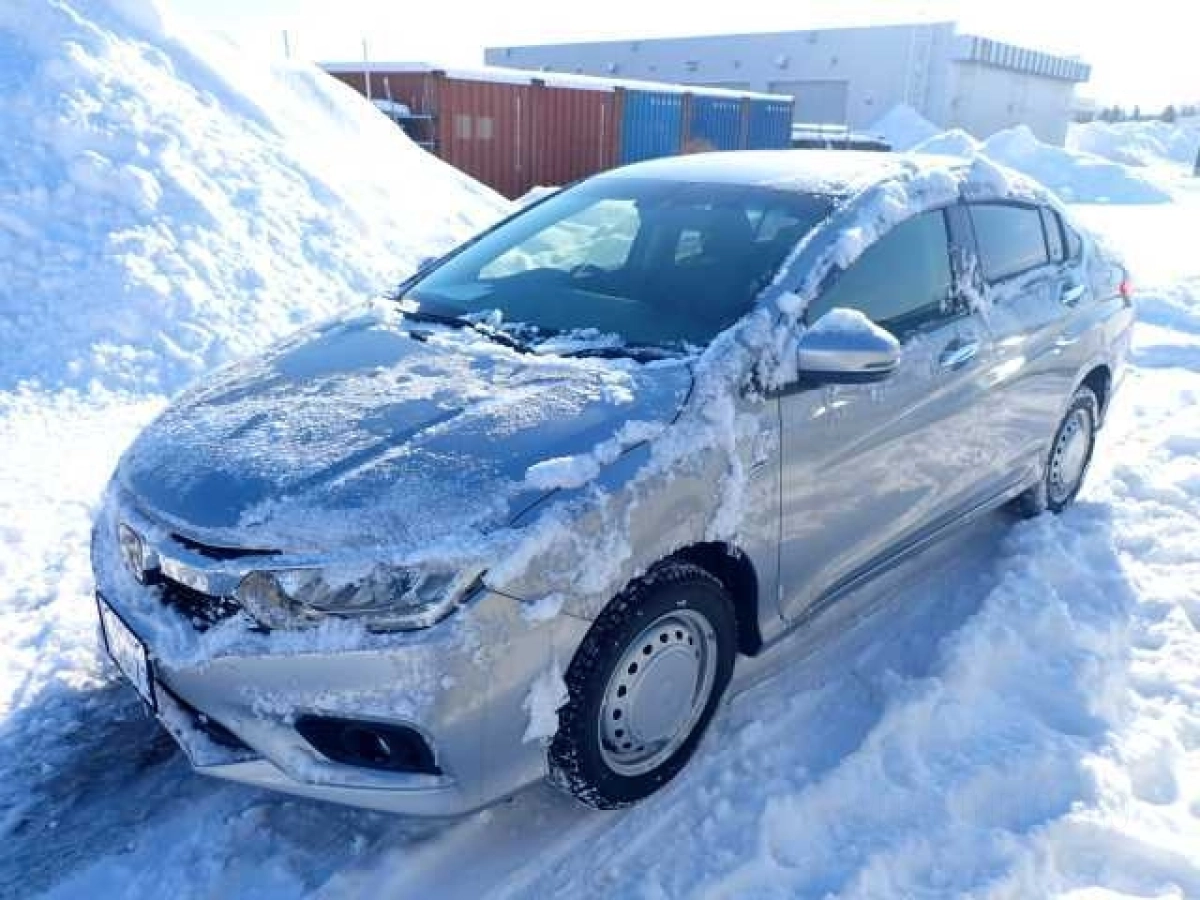 HONDA GRACE GM5 2021