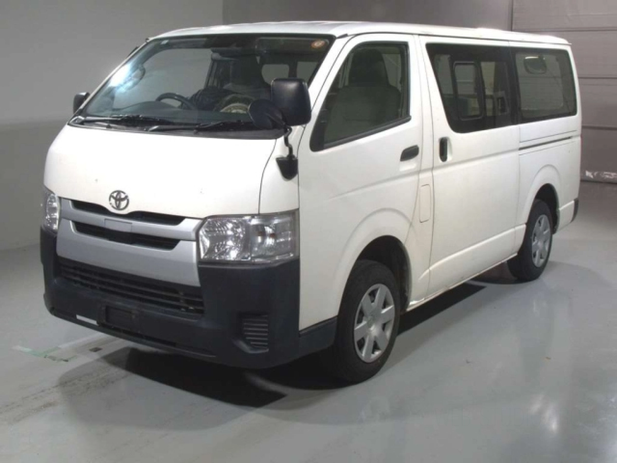 TOYOTA REGIUS ACE VAN TRH200V 2020